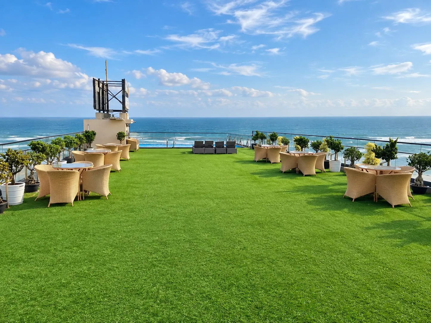 roof-top-lawn